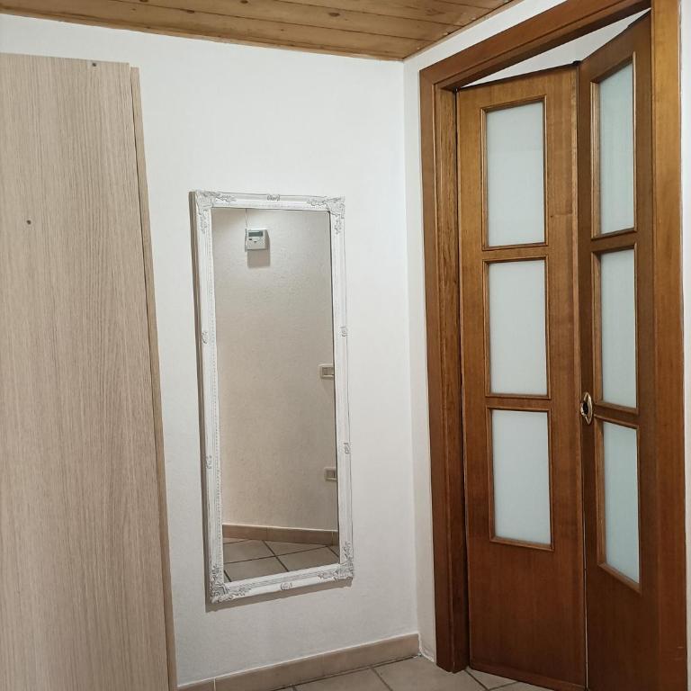 Bright Port View Apartment- Secondary Entrance Free Parking - Appartamento con 2 Camere da Letto - 41