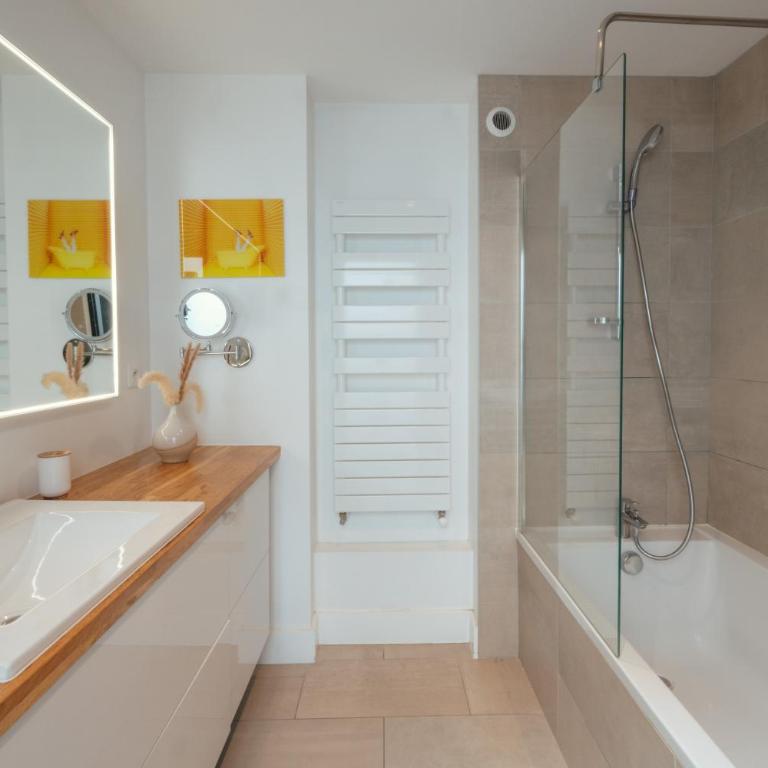 Villa Rousseau - Jacuzzi & Cinema dans Bordeaux - Three-Bedroom Apartment - 30