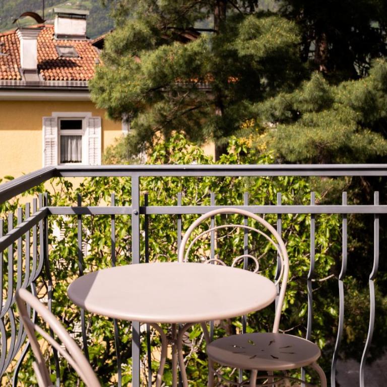 Hotel Villa Laurus - Camera Matrimoniale Standard con Balcone - Flair - 5