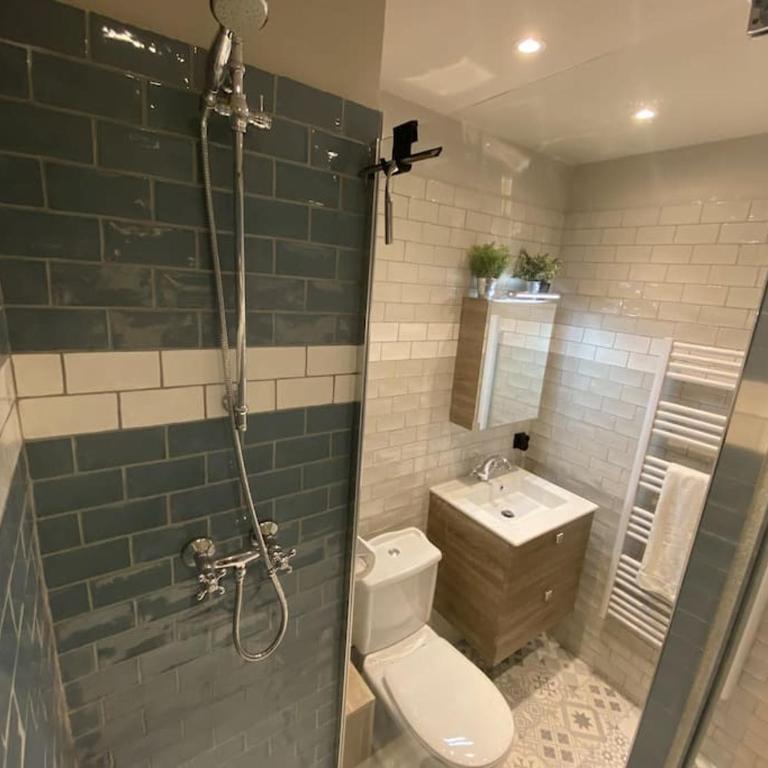 Studio lumineux avec balcon proche Tête d'Or - Appartamento con 1 Camera da Letto - 3