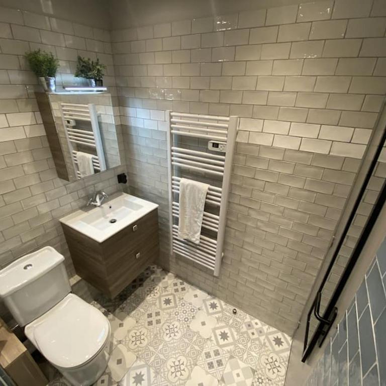 Studio lumineux avec balcon proche Tête d'Or - Appartamento con 1 Camera da Letto - 18
