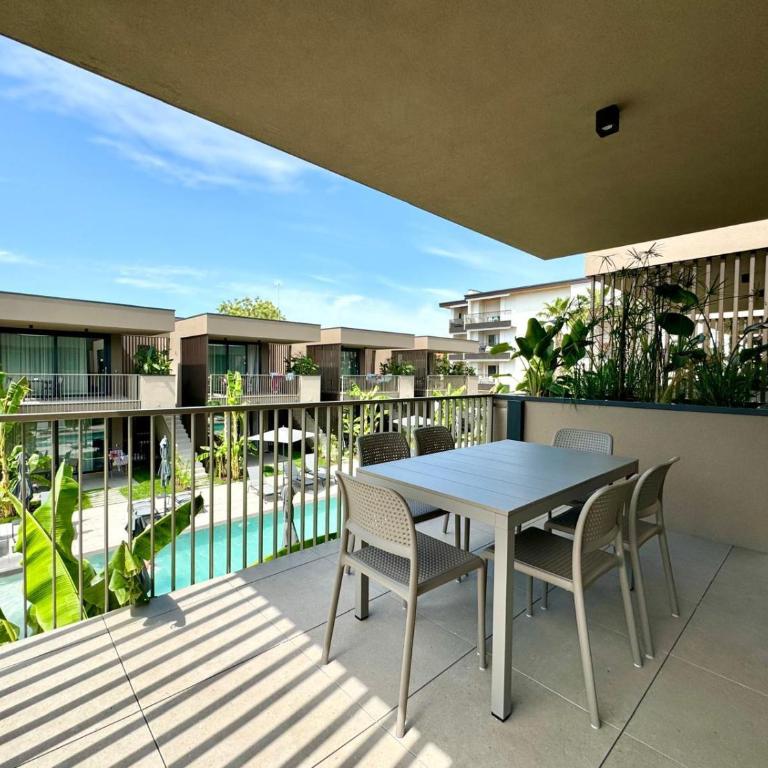 Sun Village-Nuovissimo Appartamento in Residence con piscina -Lido di Jesolo Piazza Aurora - Appartamento con 2 Camere da Letto e Vista Piscina - 3