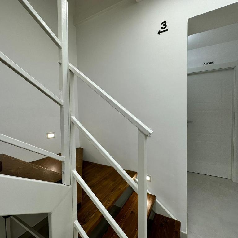 Hary Home Exclusive Rooms - Camera Doppia con Letti Singoli - 1