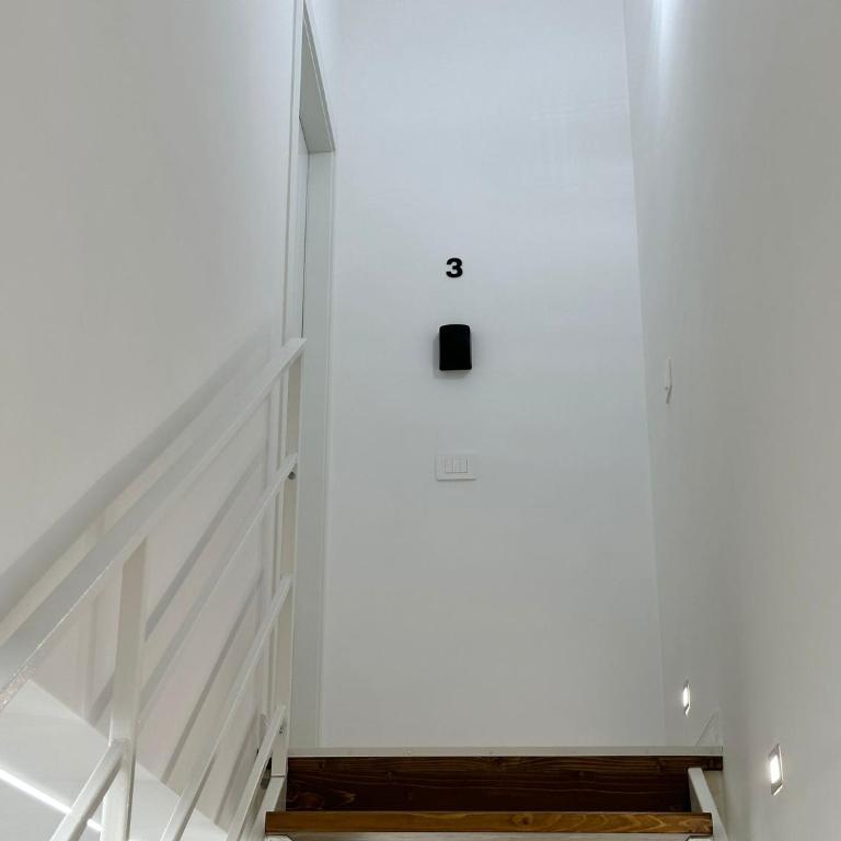 Hary Home Exclusive Rooms - Camera Doppia con Letti Singoli - 3