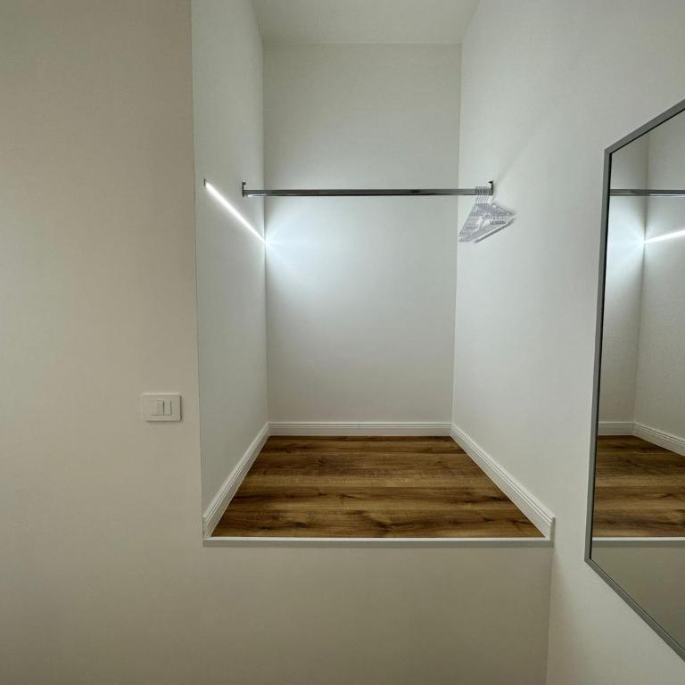 Hary Home Exclusive Rooms - Camera Doppia con Letti Singoli - 6