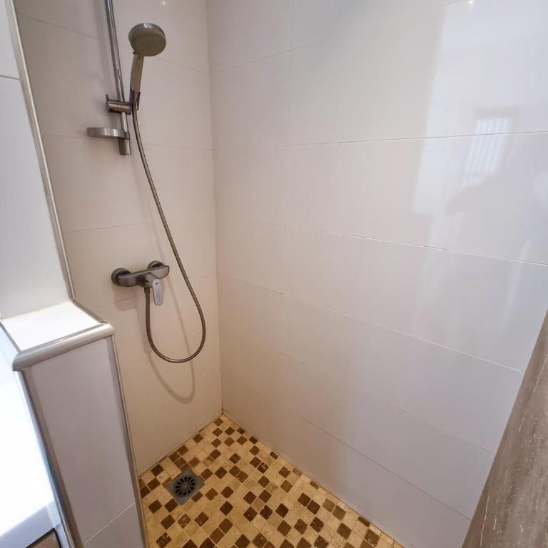 La Fossette - T2 avec terrasse, parking et wifi - Appartamento con 1 Camera da Letto - 10