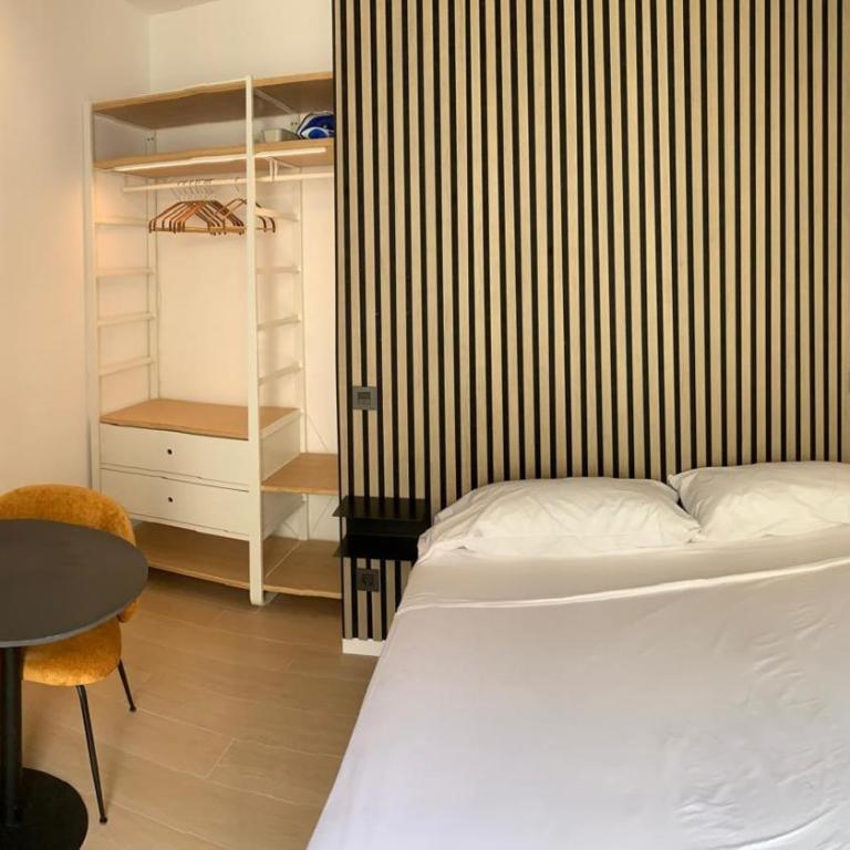 Ecopausa Beatas Studios - Studio Apartment Exterior 2nd Floor - 5