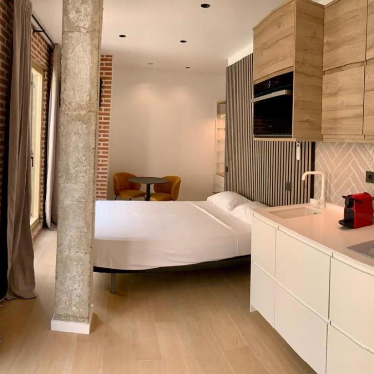 Ecopausa Beatas Studios - Studio Apartment Exterior 2nd Floor - 1