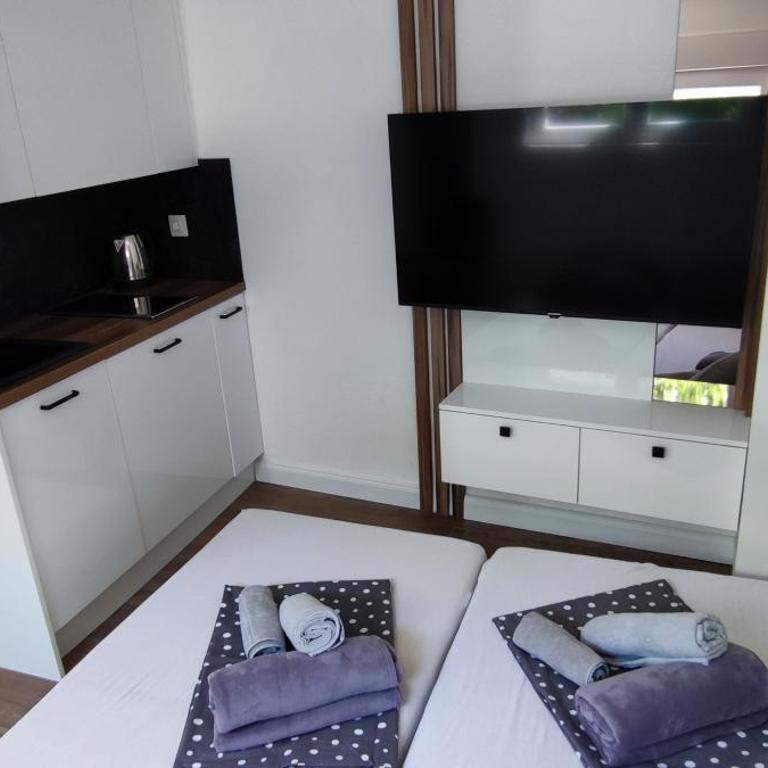 El Higo Apartments - Studio with Garden View - 10