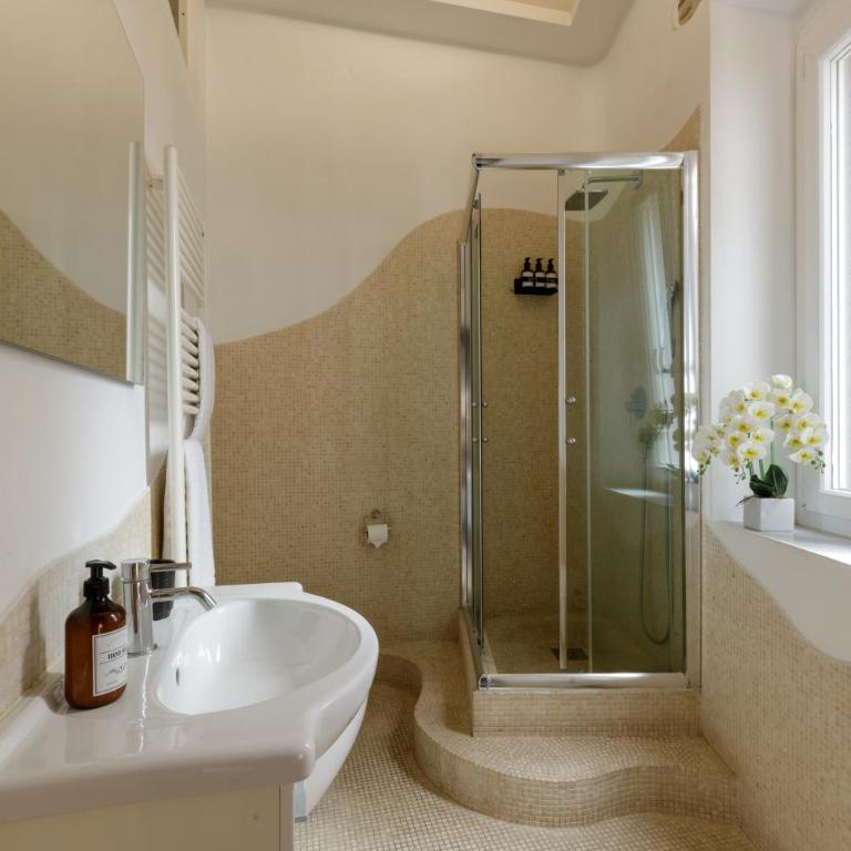 The Right Place 4U Navona Luxury Rooms - Camera Matrimoniale Superior con Terrazza - 7