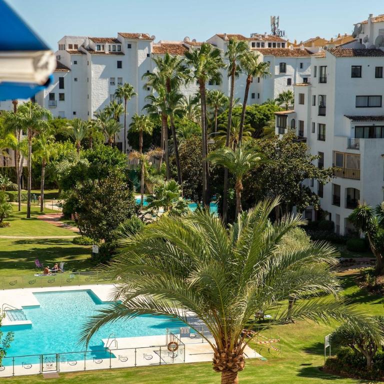 Excellent Banús with pool and parking RDR473 - Two-Bedroom Apartment - 23