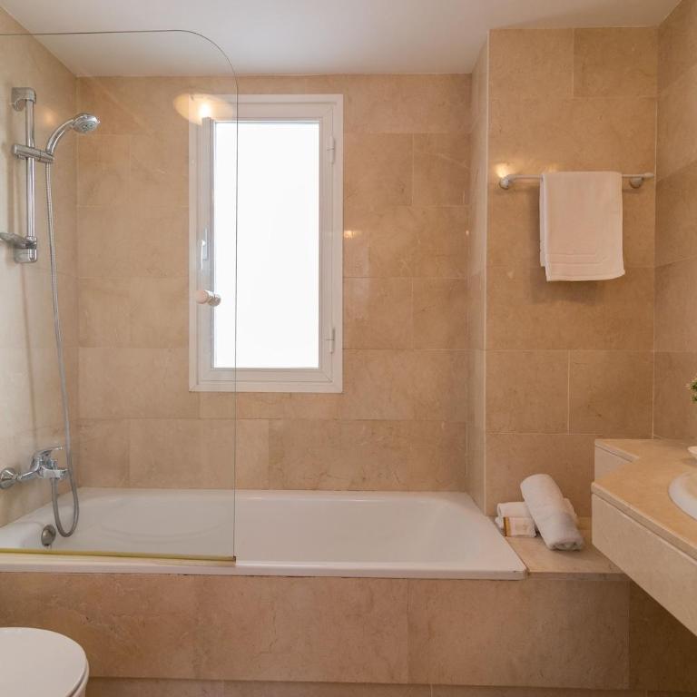 Excellent Banús with pool and parking RDR473 - Two-Bedroom Apartment - 27