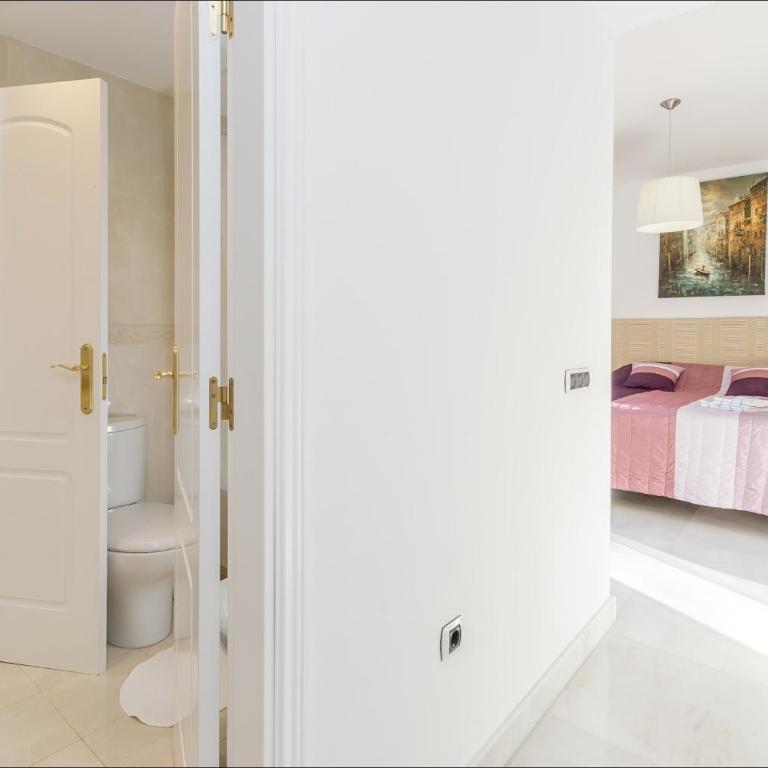 Torremolinos Apartment - Apartamento Deluxe - 13