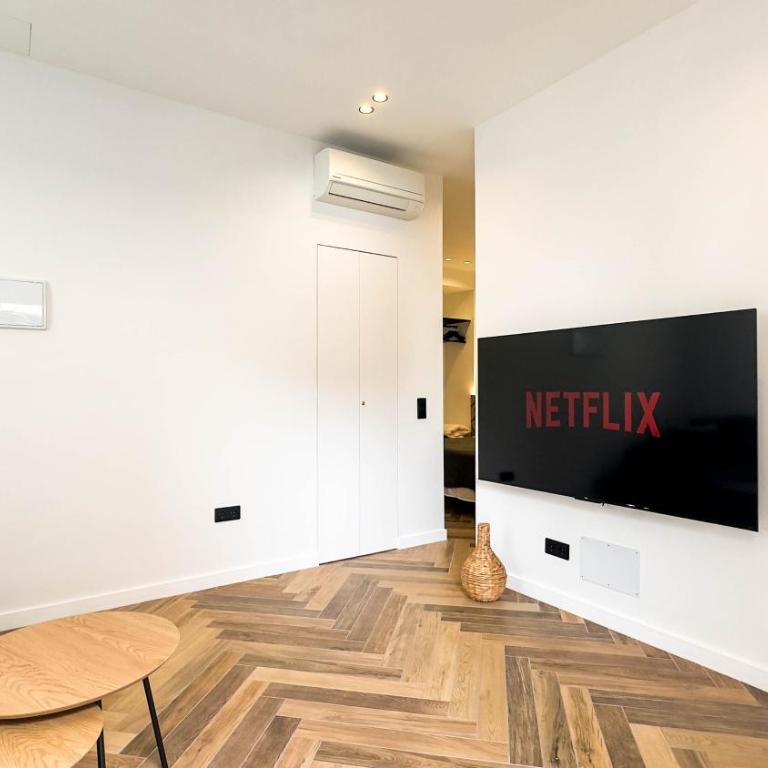 Gran Canaria Beach Folks - Deluxe One-Bedroom Apartment - 2
