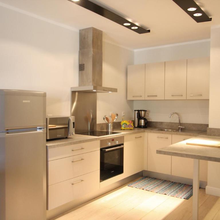 CALVI Centre ville Vue Mer au Calme - Two-Bedroom Apartment - 5
