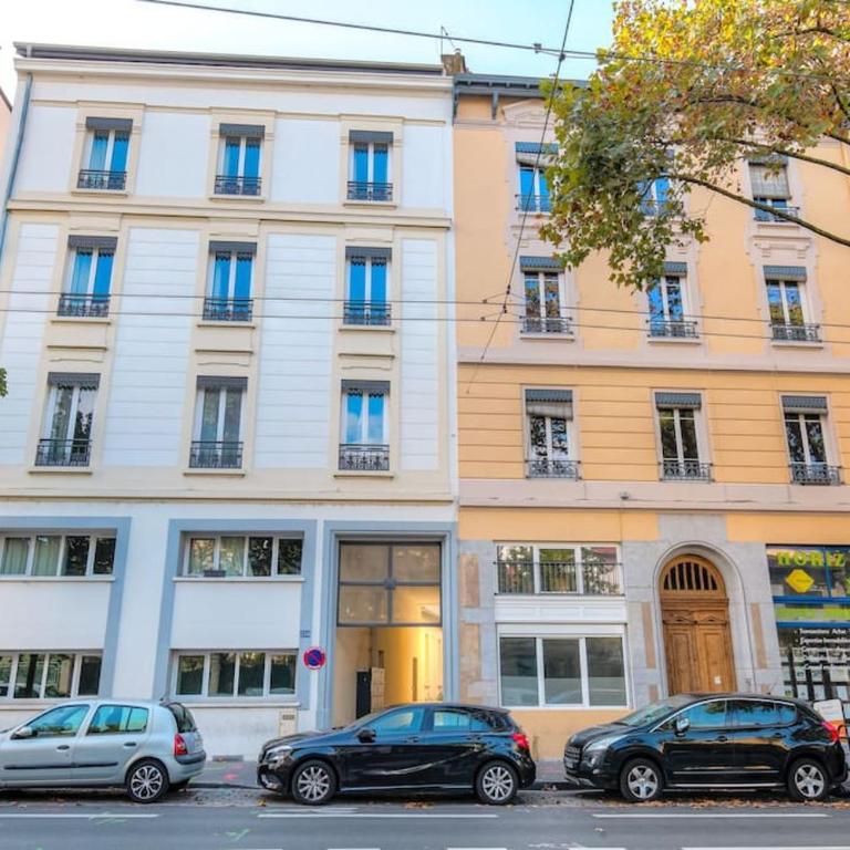 Beau studio rénové, proche gare, Lyon 3 - Appartement 1 Chambre - 13