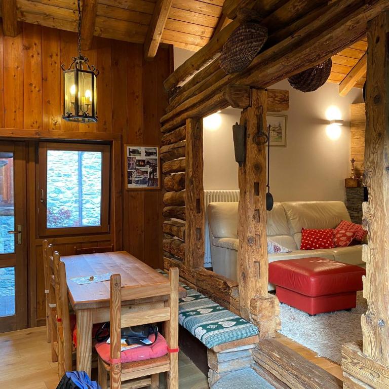 Magnificent spacious 4 bedroom mountain chalet with spa, free EV plug -in - Villa - 11