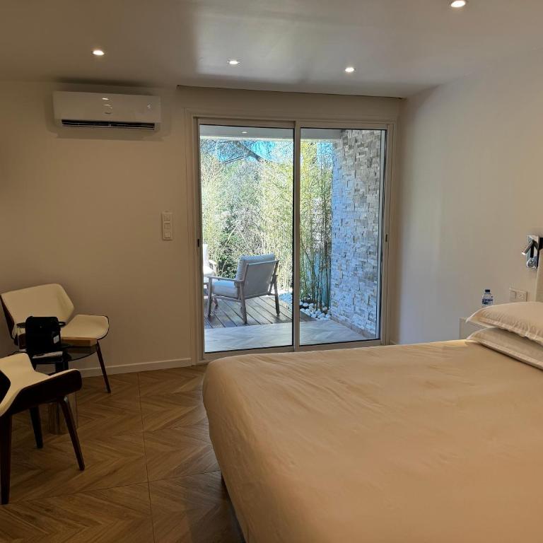 Suite cap d Agde - Suite con vistas al jardín - 7