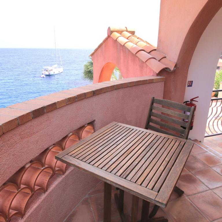 Villa de prestige en bord de mer dans la baie de Cannes - Villa - Côté Plage - 29