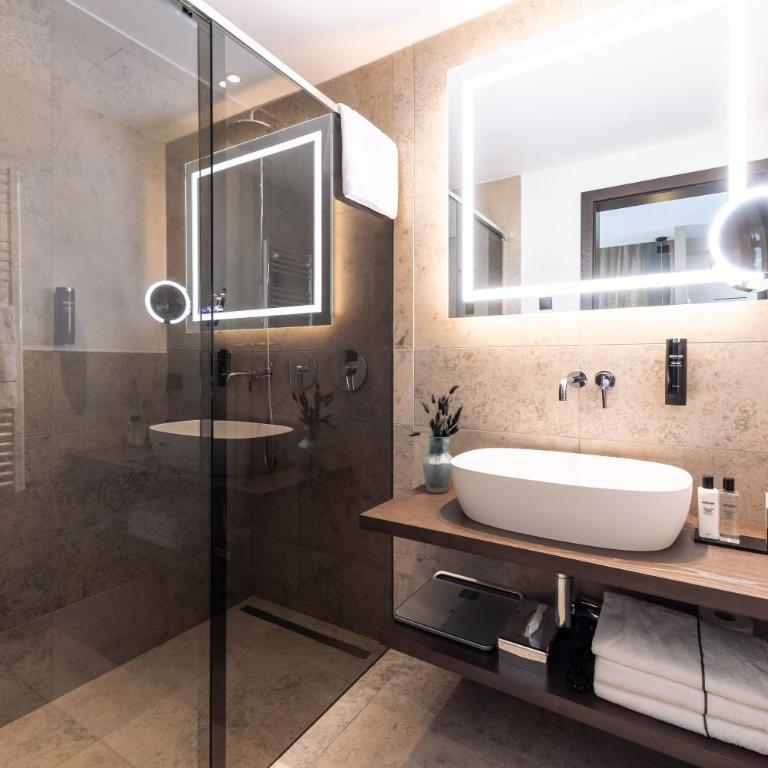 Quellenhof Luxury Resort Lazise - Double Room - Dependance - 3