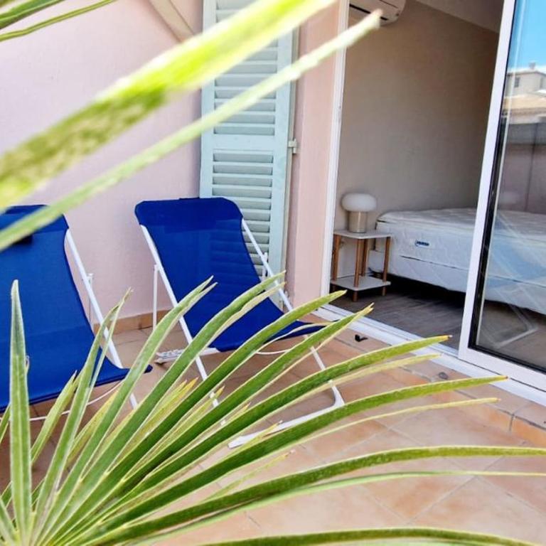 4 Le Saint Joseph City Center with AC - Apartment - 4