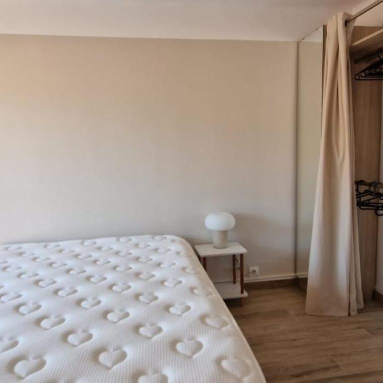 4 Le Saint Joseph City Center with AC - Apartment - 13