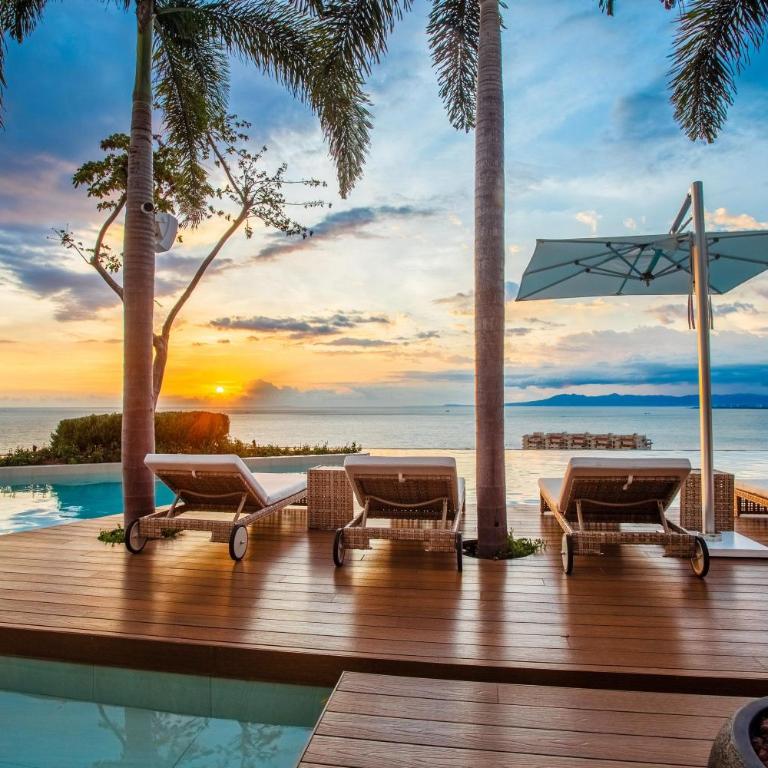 Luxury 1BR + Flex + Heated Rooftop Pool in Soho PV - Vacation Home - 2