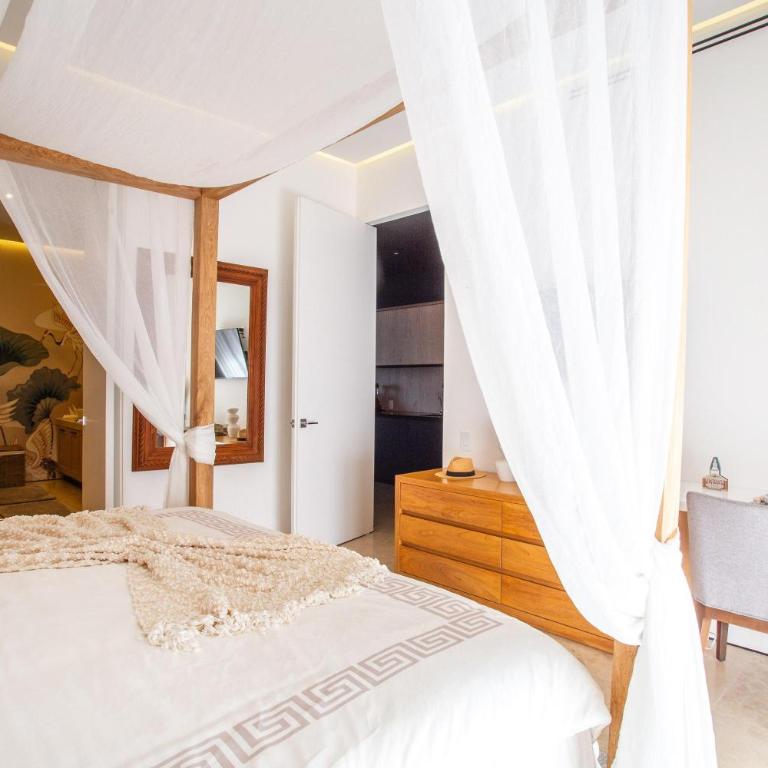 Luxury 1BR + Flex + Heated Rooftop Pool in Soho PV - Vacation Home - 23