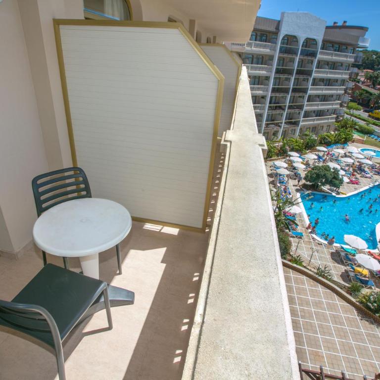 Ponient Dorada Palace by PortAventura World - Available rates with tickets to PortAventura Park & Ferrari Land - Apartamento con vistas a la piscina (1 adulto) - 5