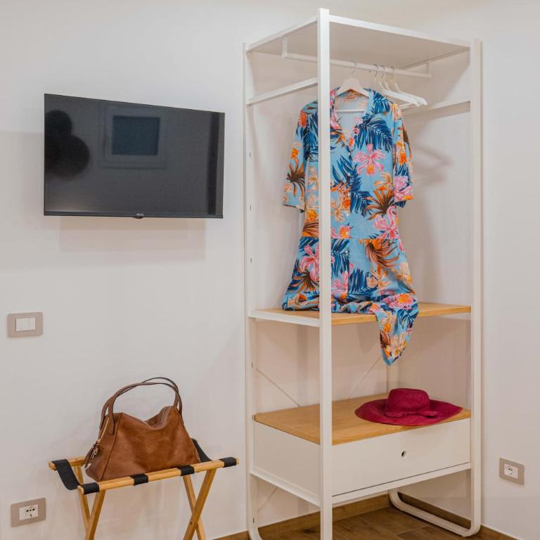 Humboldt Luxury Apartment & Rooms Taormina - One-Bedroom Apartment - 9