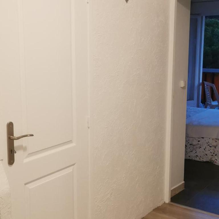 Appartement 3 pièces à 10 minutes de Cannes - Appartement 2 Chambres - 14