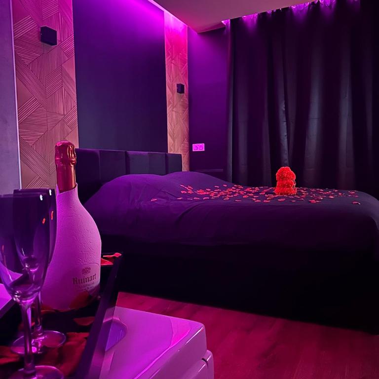 Le Temple - Love Room au coeur des remparts - Appartement 1 Chambre - 10