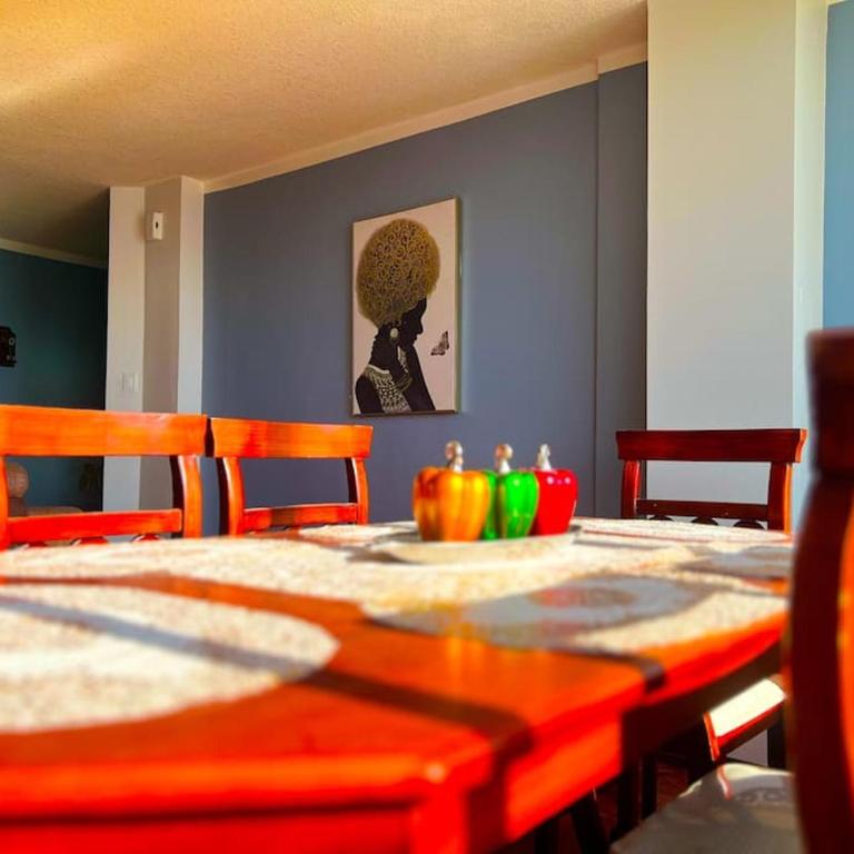 Amplio y Cómodo Departamento - Three-Bedroom Apartment - 16