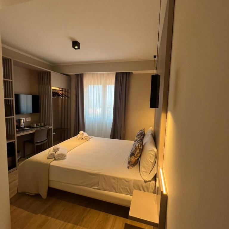 Residenza Gurnea - Free Private Parking - Camera Matrimoniale Standard - 3