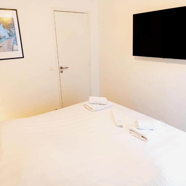 Design Appartment 100sqm close to Palais Beach and Restaurants - Appartement 2 Chambres avec Terrasse - 12