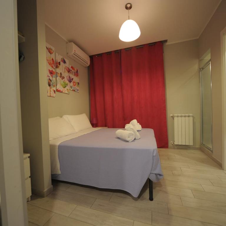 Bbrothershouse - Camera Tripla Comfort con Doccia - 2