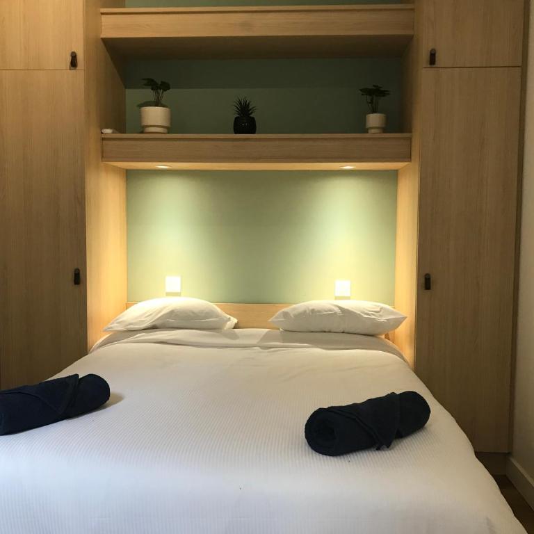 LE LARBAUD - Hypercentre - Clim - Thermes- RDC - Appartement 1 Chambre - 2