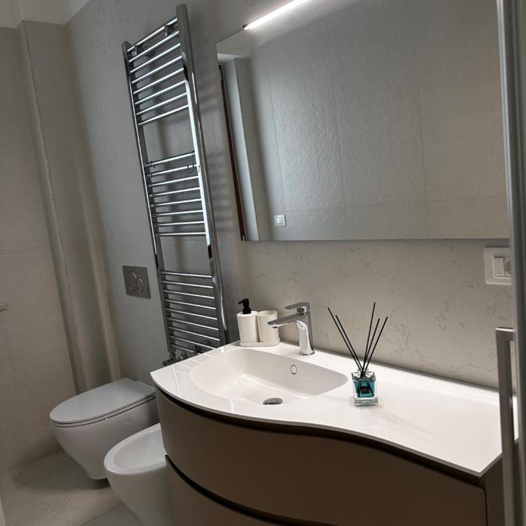 Suite Brezza di Mare - Appartamento Deluxe con 2 Camere da Letto - 14