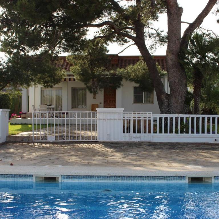 Jordi - Chalet con jardín, piscina privada y barbacoa en l'Ampolla - Deltavacaciones - Casa de 3 dormitorios - 4
