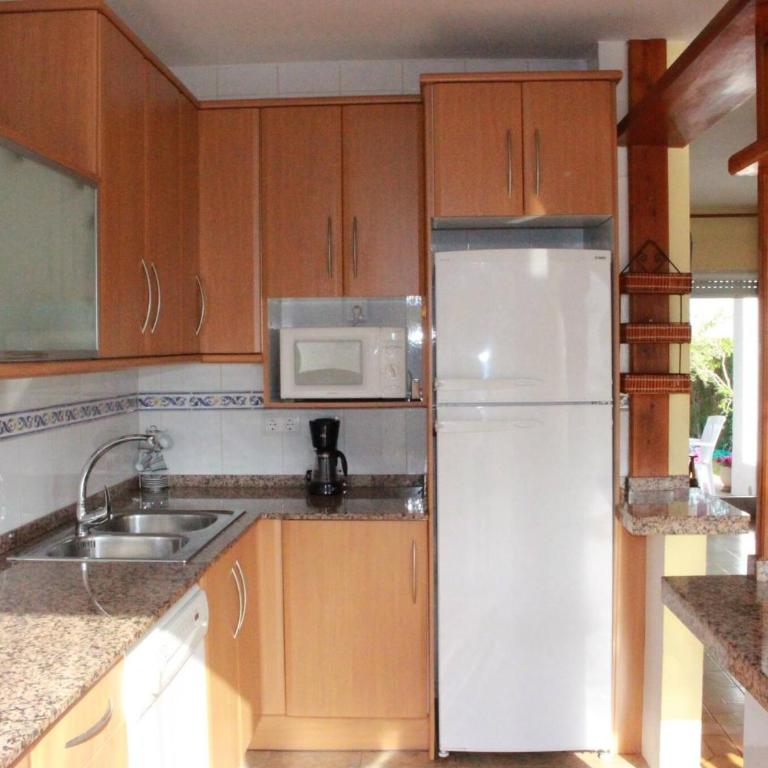 Jordi - Chalet con jardín, piscina privada y barbacoa en l'Ampolla - Deltavacaciones - Casa de 3 dormitorios - 17