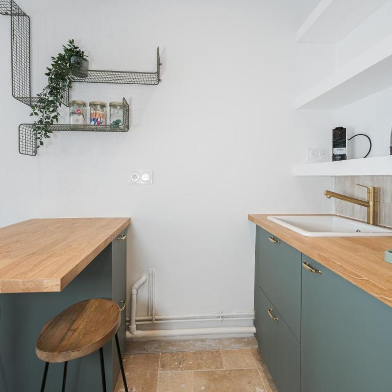 Le Nid - Charmant Studio au Cœur d'Arles - Apartment - 3