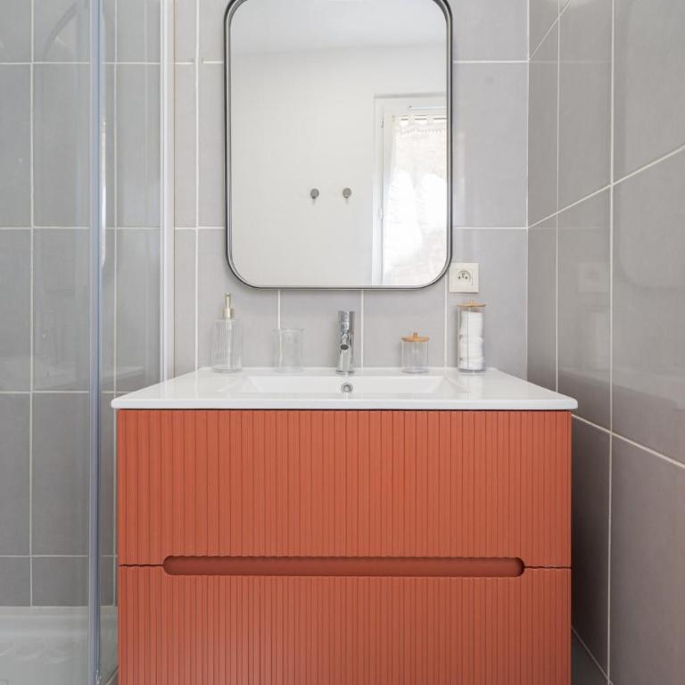 Le Nid - Charmant Studio au Cœur d'Arles - Apartment - 8