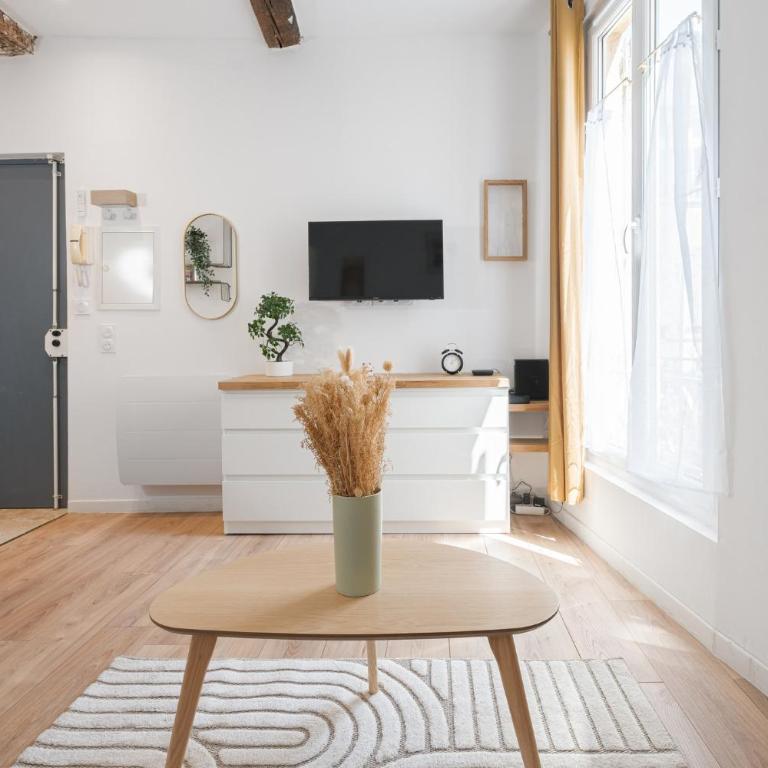 Le Nid - Charmant Studio au Cœur d'Arles - Apartment - 10