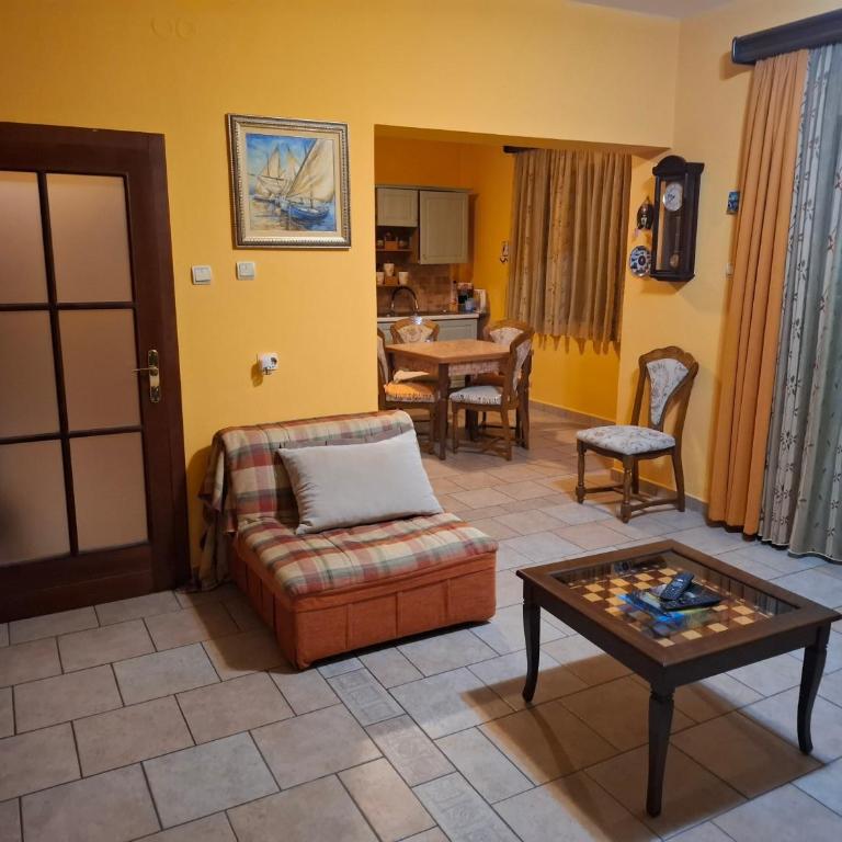Sole Apartments - Family Studio - 21