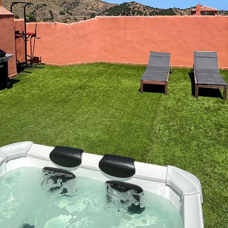 Penthouse Paradise Marbella - Jacuzzi & Sea views! - Two-Bedroom Apartment - 24
