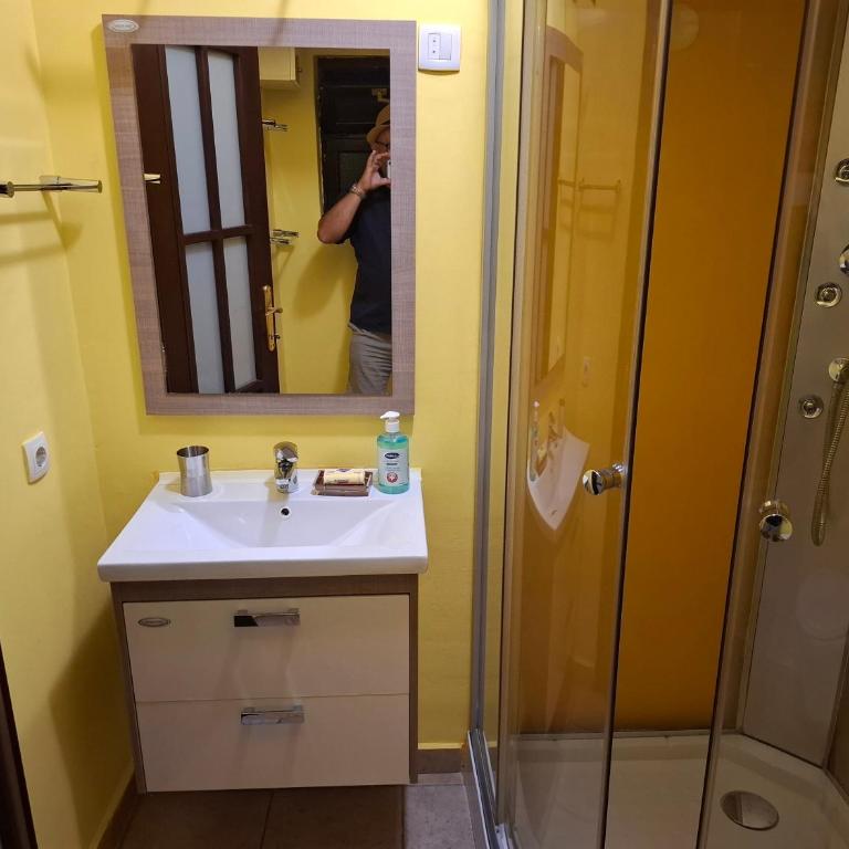 Sole Apartments - Family Studio - 24