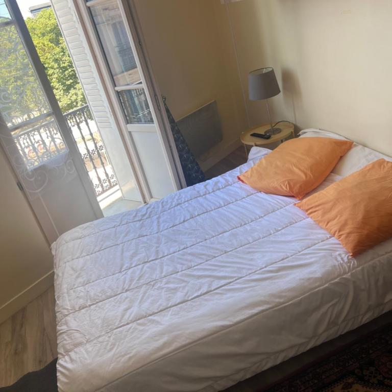LE SPLENDID - Hypercentre - Proche Opéra & Parcs - Thermes - Appartement 1 Chambre - 68