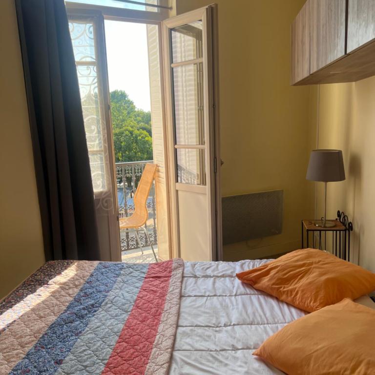 LE SPLENDID - Hypercentre - Proche Opéra & Parcs - Thermes - Appartement 1 Chambre - 49