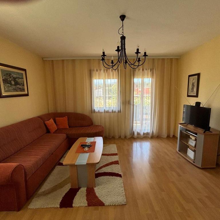 Nikolija - Two-Bedroom House - 1