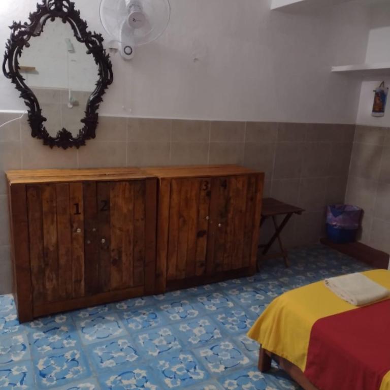 Hostal Las Cruces - Basic Triple Room - 3